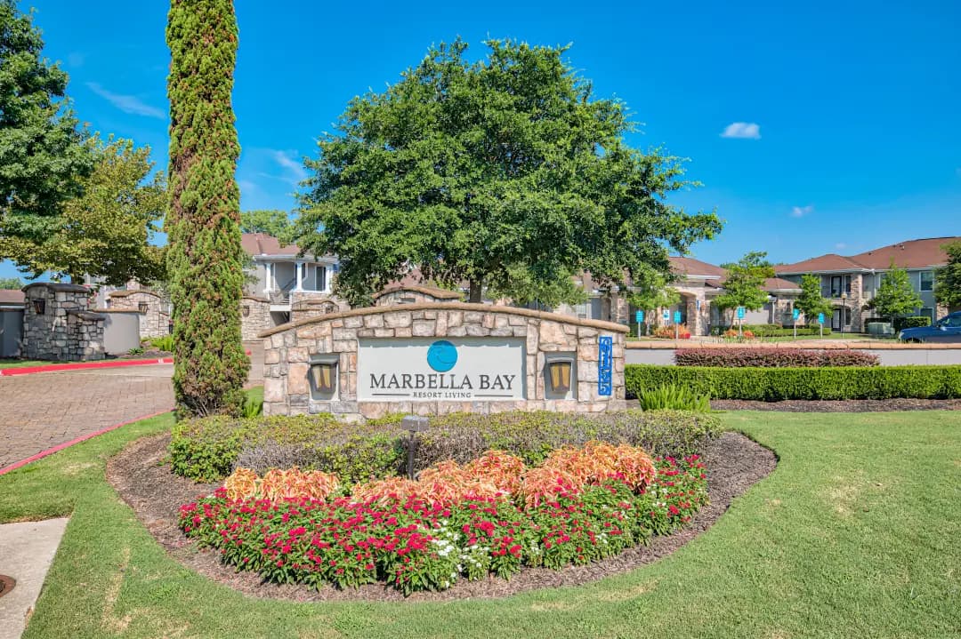 Marbella Bay Apartments gallery image 2